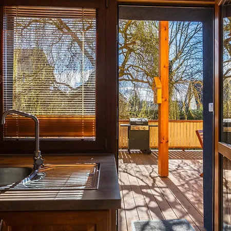 Elements & Renata Apartment Bozicany