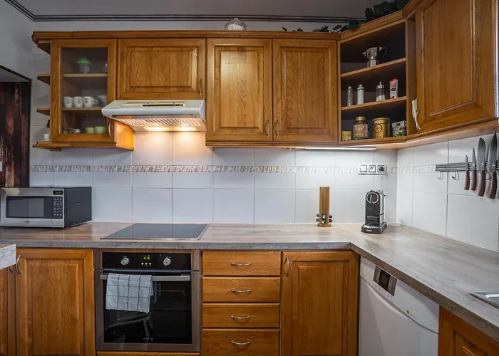 Elements & Renata Bozicany