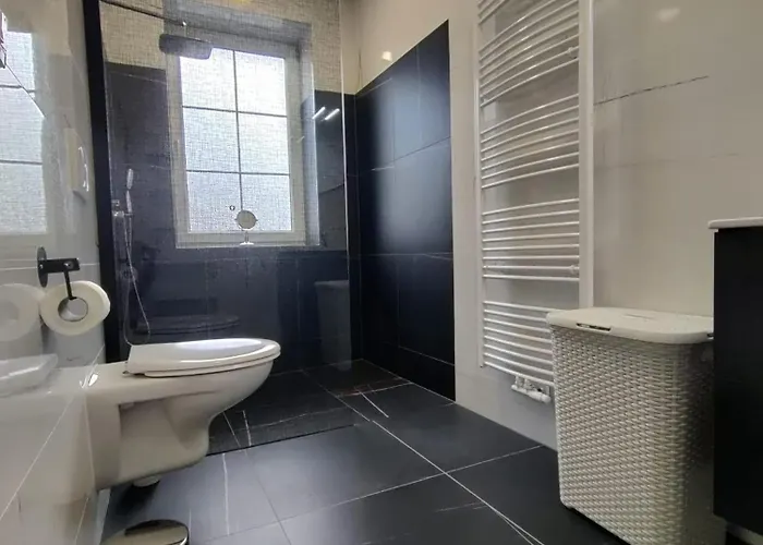 Elements & Renata Apartman Bozicany